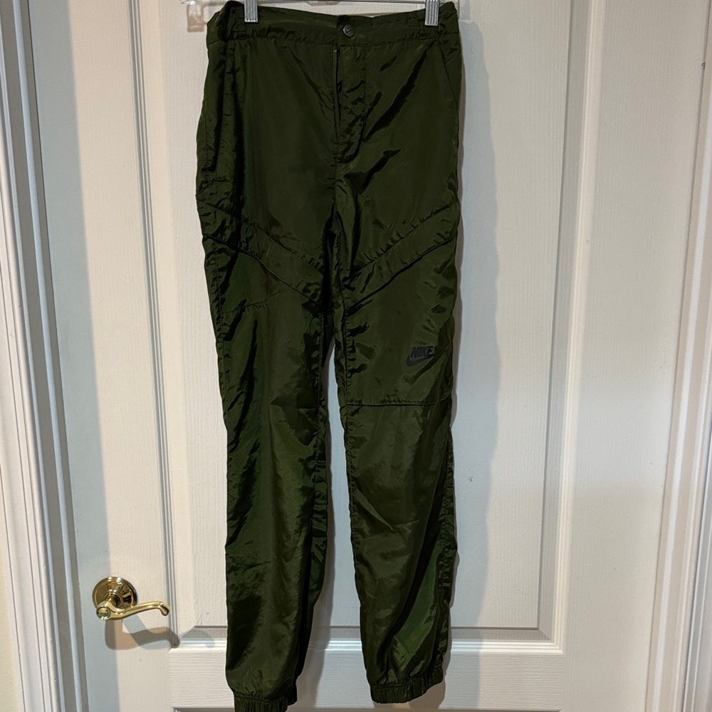 Nike Men's Dark Green Joggers
